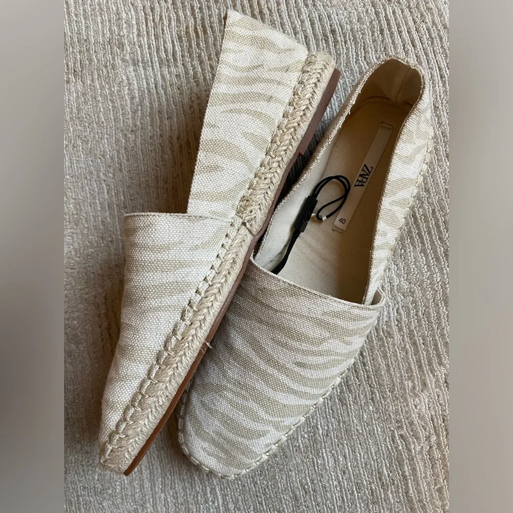 Espadrilles - Picture 4 of 5